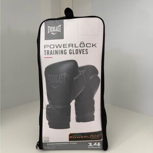 Everlast Black Powerlock Training Gloves Bag